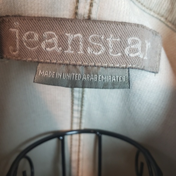 Jeanstar Denim Jacket with Snap Front & Pockets - Picture 4 of 8